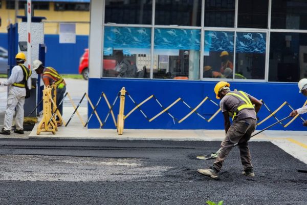 road work (4) road work (4)