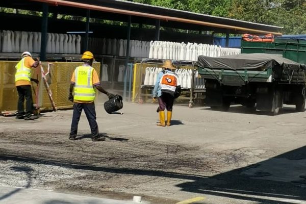 road work (6) road work (6)